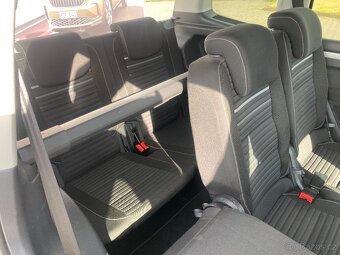 Volkswagen Touran 1.6 Tdi Cup 7.míst najeto: 131.Tkm 2015 - 11