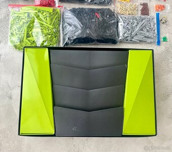 LEGO 42115 Technic - Lamborghini Sián FKP 37 - 11