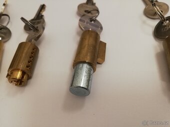 Zámek řízení sedla FAB Jawa ČZ kývačka pionýr 125 175 250 - 11