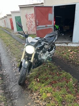 Honda hornet 600 2005 - 11