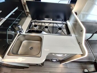 Obytné auto McLOUIS NEVIS 870 nové skladem - 11