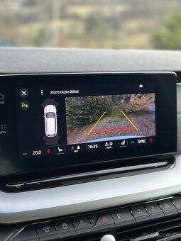 Škoda Octavia Combi Style Plus 2.0 TDI 110 kW DSG Matrix - 11