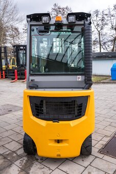 Vysokozdvižný vozík Jungheinrich DFG 320s (VV0133) - 11