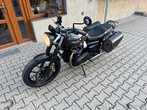 Triumph Street Twin - 11