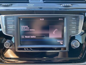 Volkswagen Touran, 2.0TDI 110KW- DSG- LED - 7MIST - 11
