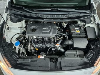 Kia ceed SW 1.6 GDi - 11