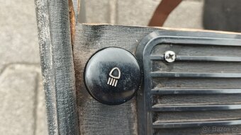 Použitý dobový středový panel na rádio - Škoda 110R erko - 11