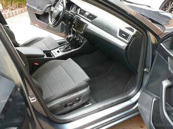 ŠKODA SUPERB 3 COMBI 2.0 TDI 140KW DSG+F1 NAV ACC FRONT LINE - 11