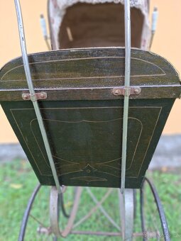 Starožitný kočárek pro panenkyč. 490 - 11