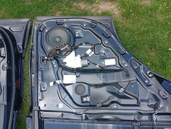 MERCEDES ML W164 DVEŘE L.P. A L.Z., LEVÉ PŘEDNÍ A LEVÉ ZADNÍ - 11