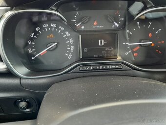 Citroën C4 Picasso 1.6 benz.115 KW serviska 2x klí - 11