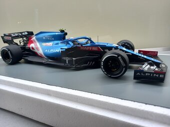 ALPINE A521 ESTEBAN OCON VÍTĚZ GP MAĎARSKA 2021 SPARK 1:18 - 11