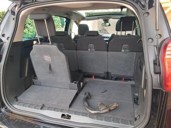 Peugeot 5008 - 11