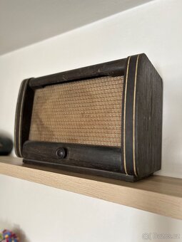 Starý cest.kufr, rozhl.-dratak, dřev. truhlu na nářadí, hobl - 11