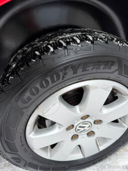 Volkswagen Multivan 2.5 TDI | 7 míst | Webasto | Bez koroze - 11