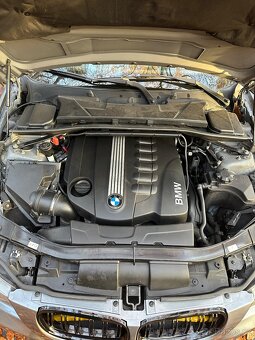 BMW e90 330d - 11
