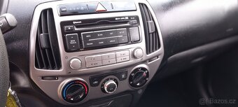 Hyundai i20 1.2i 2013 - 11