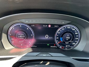 Passat kombi 2.0 TDI, HIGHLINE, DSG, VIRTUAL KOKPIT, ZÁVĚS - 11