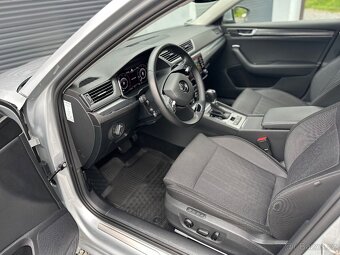 ŠKODA SUPERB 2.0 TDI 110 KW TAŽNÉ MATRIX  COCKPIT m2021 - 11
