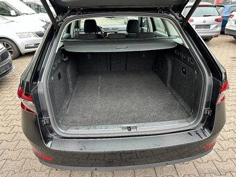 Škoda Superb 3 Combi iV Style 1.4TSI 150kW DSG ACC kamera - 11