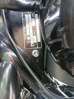 Triumph America 865 - 11