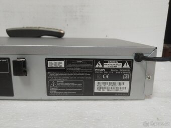 Philips DVP3100V, 6 hlav, HIFI stereo  DVD a VHS Combo video - 11