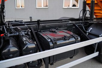 SCANIA P380 6X4 SKLÁPĚČ / VYKLÁPĚČ + HYDRAULICKÁ RUKA EU4 - 11