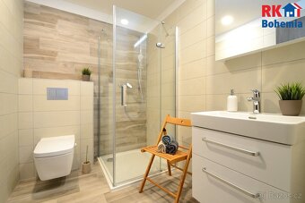 Pronájem novostavby bytu 2+kk s lodžií a parkovacím stáním v - 11