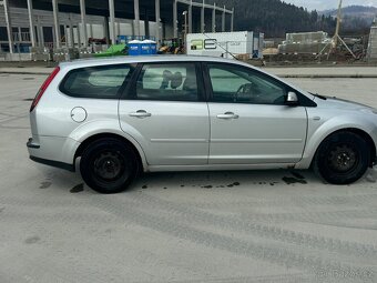 Ford Focus Combi 1.6 TDCi - 11