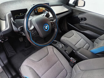 BMW i3 Facelift LED kamera tepelko navigace parkpilot - 11