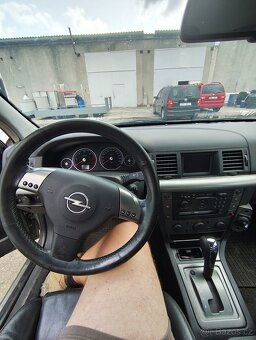 Opel Vectra GT - 11