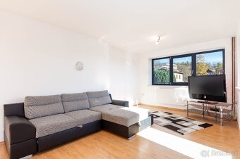 Rodinný dům k pronájmu ve Skalici s výhledem na Lysou horu - 11