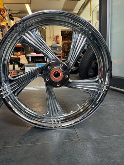 Harley Davidson kola PM - 11