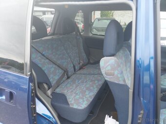 Mitsubishi Space Runner - 11