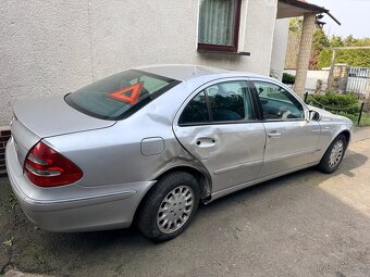 Mercedes Benz w211 E220d - 11