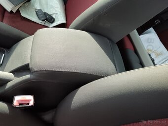 Golf 5 V 1.4 16V 55kw red edition 2din radio - 11