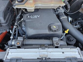 Iveco Daily 3-stranný sklápěč 3.0L M6 - 7 místne - 11