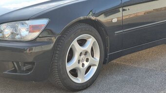 Lexus IS200 - 11