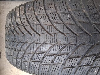 Zimní pneu 235/55/17 orig sada Ford Kuga - 11