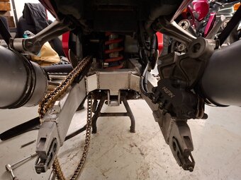 Prodej CBR 1100 XX - 11