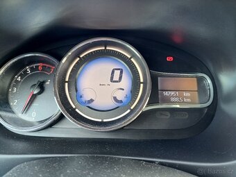 RENAULT FLUENCE 1.6 - 11