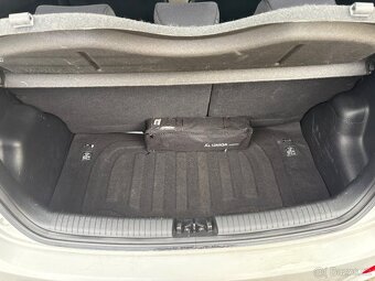 Hyundai i10, r.v.2015,1,0i/LPG, koupeno v ČR - 11