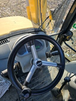 Traktorbagr Komatsu WB 93-R-5  4×4 - 11