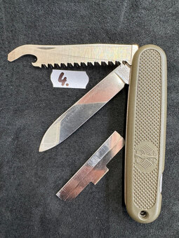 Victorinox GAK1 - 11