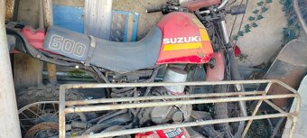 Suzuki dr600 - 11