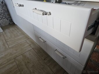 [REZERVACE]Kompletní kuchyně ve venkov stylu vč. spotřebičů - 11