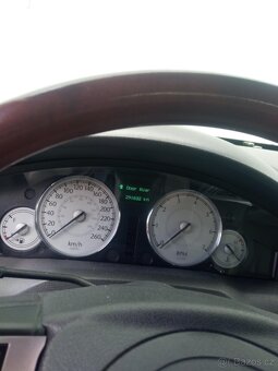 Chrysler 300C - 11