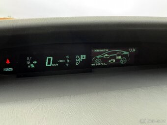 TOYOTA PRIUS 1.8 HYBRID //2011 147.800 KM 1.MAJITEL SERVISKA - 11