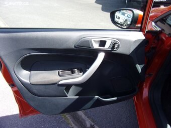 Ford Fiesta 1,25 BA, 73 000 km, 2012, po STK, dovoz Německo - 11