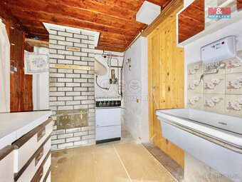 Prodej rodinného domu, 85 m², Rovná - 11